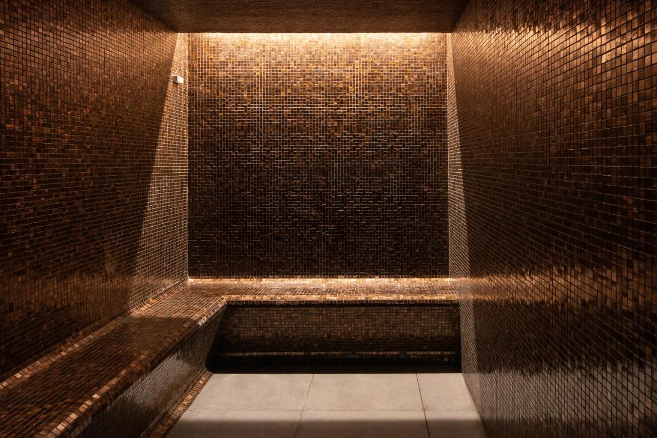 ホテル Eurostars Aliados ポルト エクステリア 写真 A modern Turkish bath