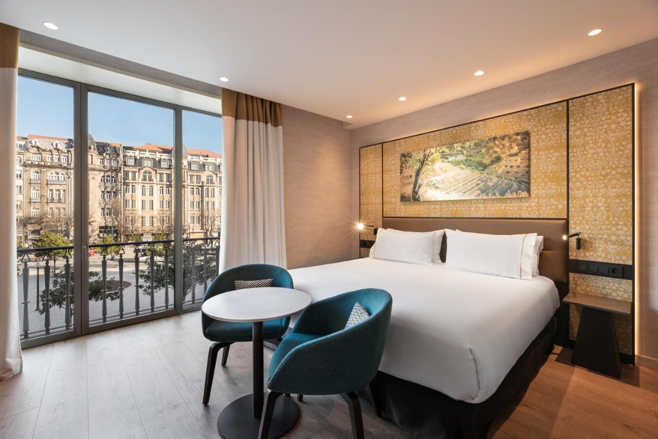 ホテル Eurostars Aliados ポルト エクステリア 写真 Deluxe room