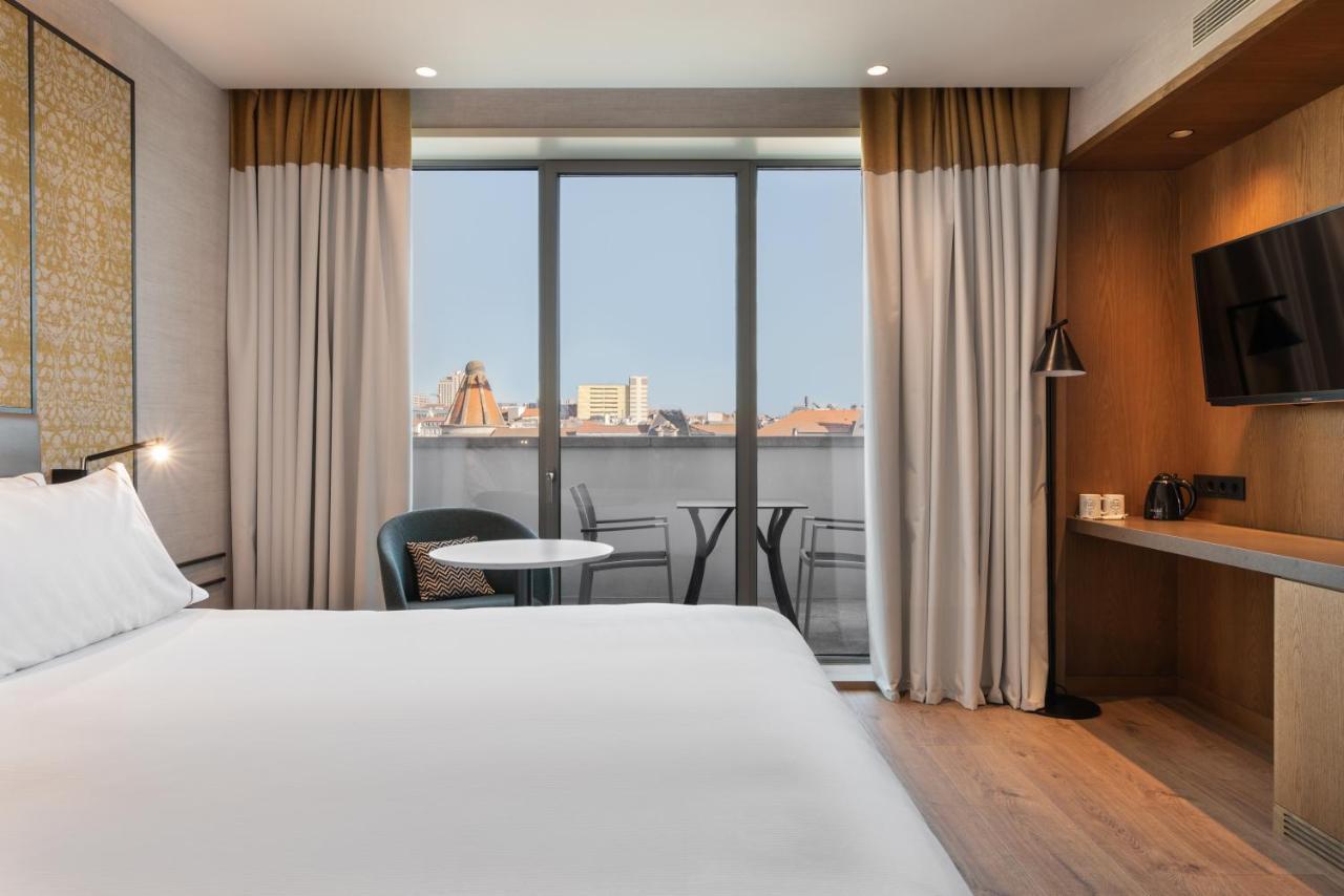 ホテル Eurostars Aliados ポルト エクステリア 写真 Deluxe room with balcony