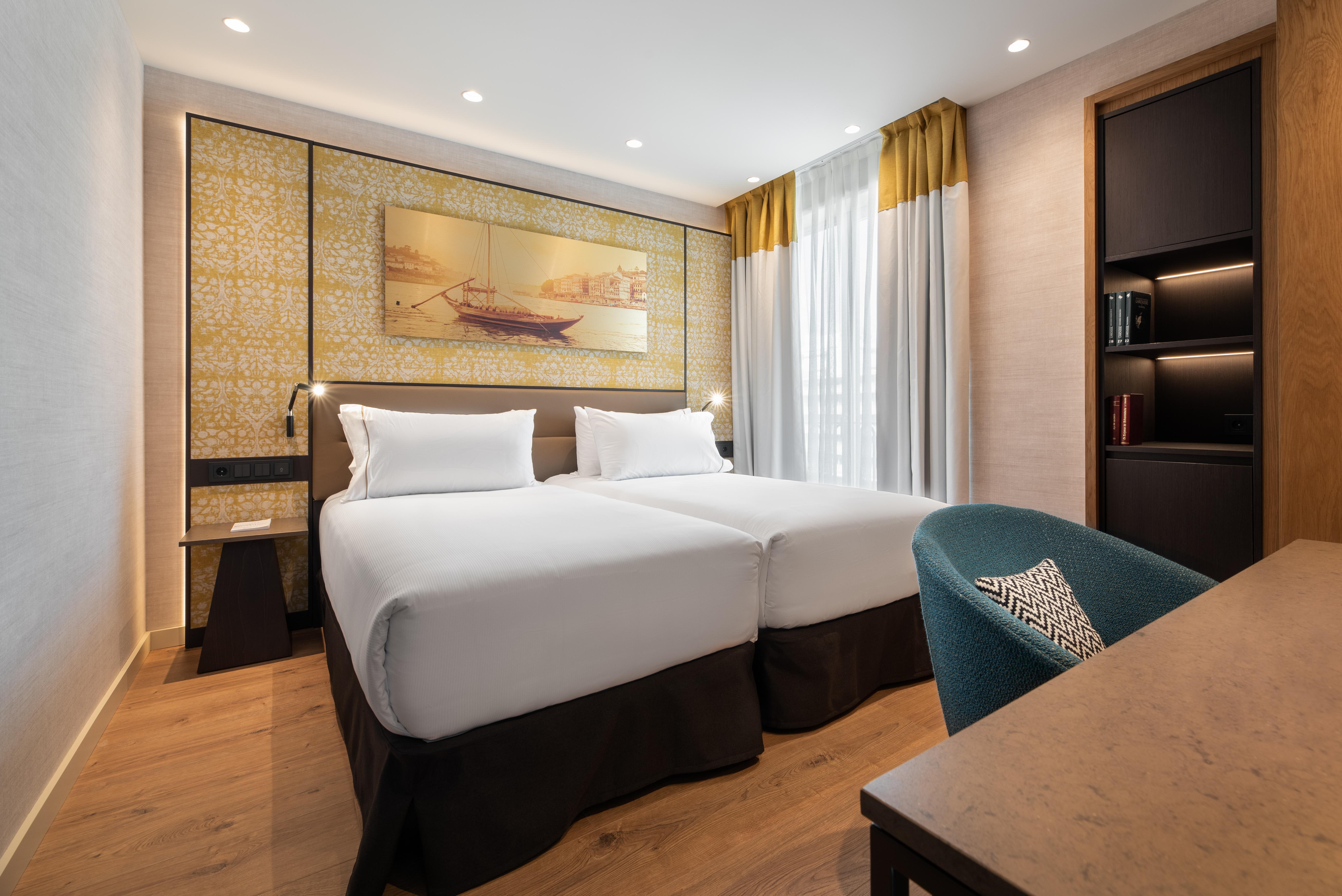 ホテル Eurostars Aliados ポルト エクステリア 写真 Deluxe room